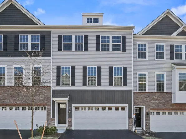 41 Wembley Way, Tinton Falls, NJ 07753