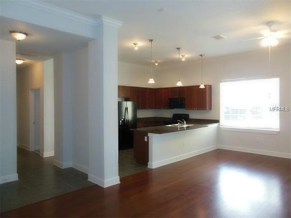2nd image of 435 S Oregon Ave APT 104