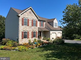 104 Ridge Ln, Gap, PA 17527