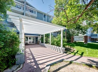1735 N 11th Ave SW #204, Calgary, AB T3C 3S9