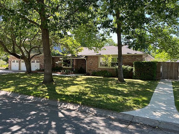 2nd image of 3837 Las Pasas Way