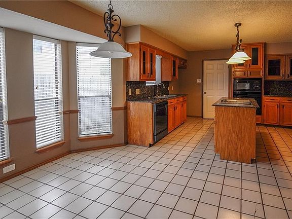 5th image of 6618 Hunt Dr