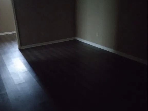 2nd image of 5038 Queens Ave