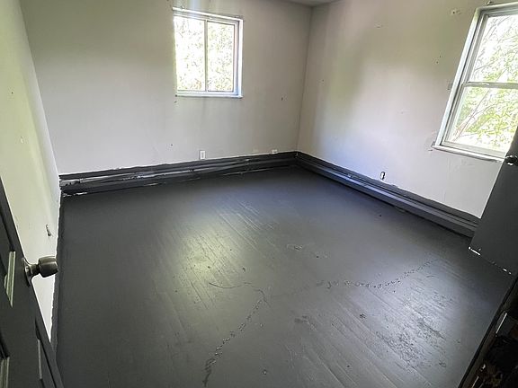 5th image of 1015 Winfield Ave APT 4