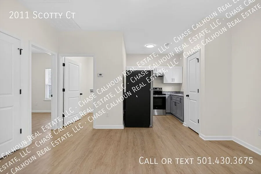 Charming duplex near the University of Arkansas at Little Rock, easy access to everything Little ... — Photo 4