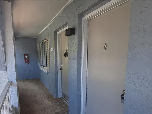2nd image of 136 BLUE POINTE WAY #350