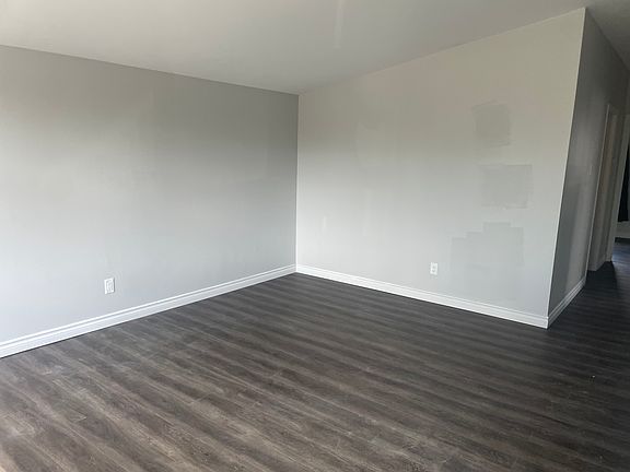 5th image of 39 Lawfield Dr #1