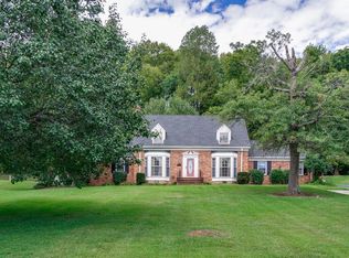 110 Fairview Dr, Mt Pleasant, TN 38474