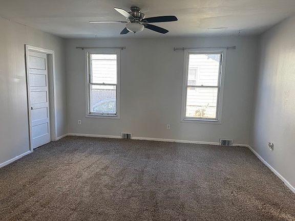 5th image of 937 Vestal Rd