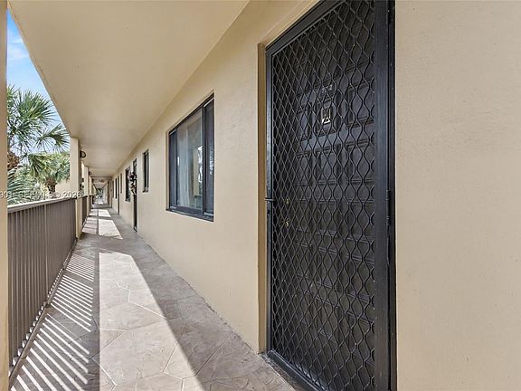 4th image of 7552 Ashmont Cir #310