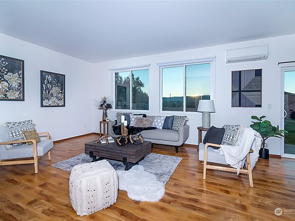 5th image of 2307 N Creeksedge Way