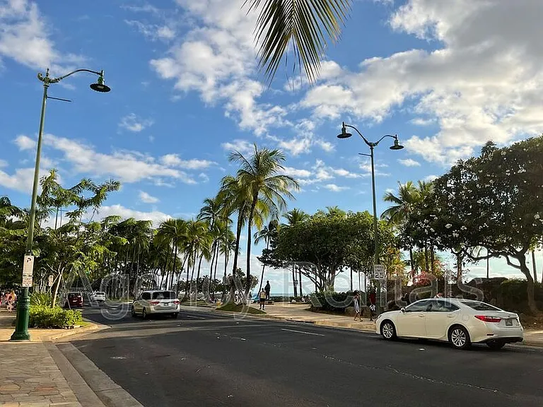 2500 Kalakaua Ave #202 — Photo 12