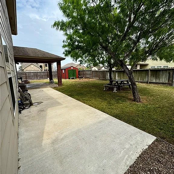 2106 Halcon St — Photo 23