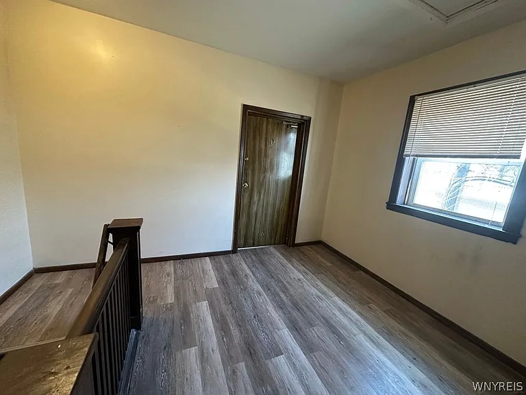 654 Hertel Ave #D — Photo 12