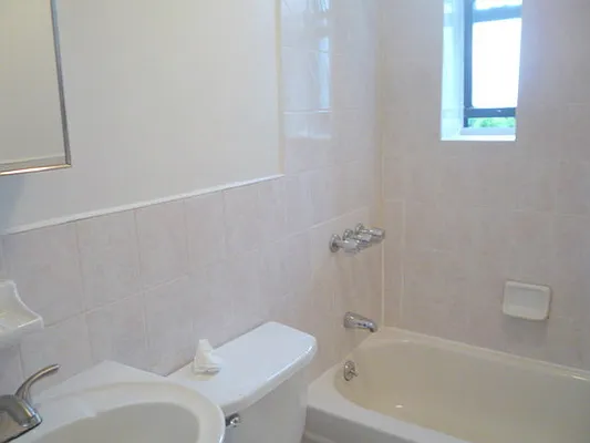 Rented by Picture Realty Inc. | media 24