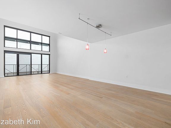 4th image of 181 Ofarrell St Suite 502