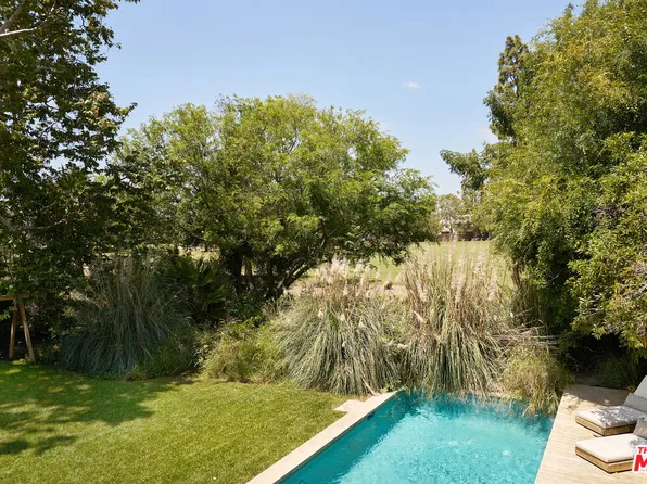 226 S Rimpau Blvd, Los Angeles, CA 90004