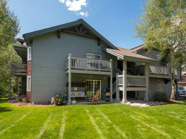 1447 Morgan Ct, Steamboat Springs, CO 80487
