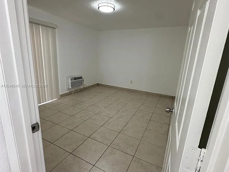 16120 NE 19th Pl #3 — Photo 13