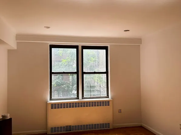 180 East 162nd Street image 1 of 4