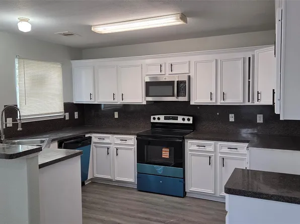 4121 Mallow St #A/b, Houston, TX 77051