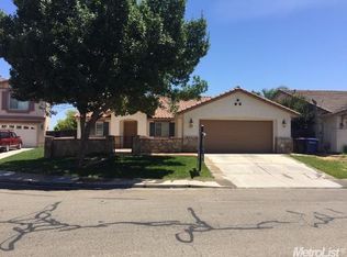 716 Roadrunner Dr, Patterson, CA 95363