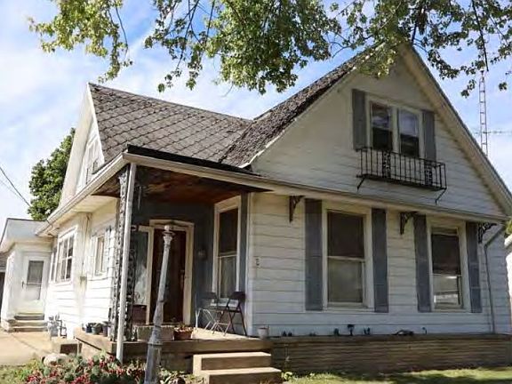 2nd image of 103 N Maple St