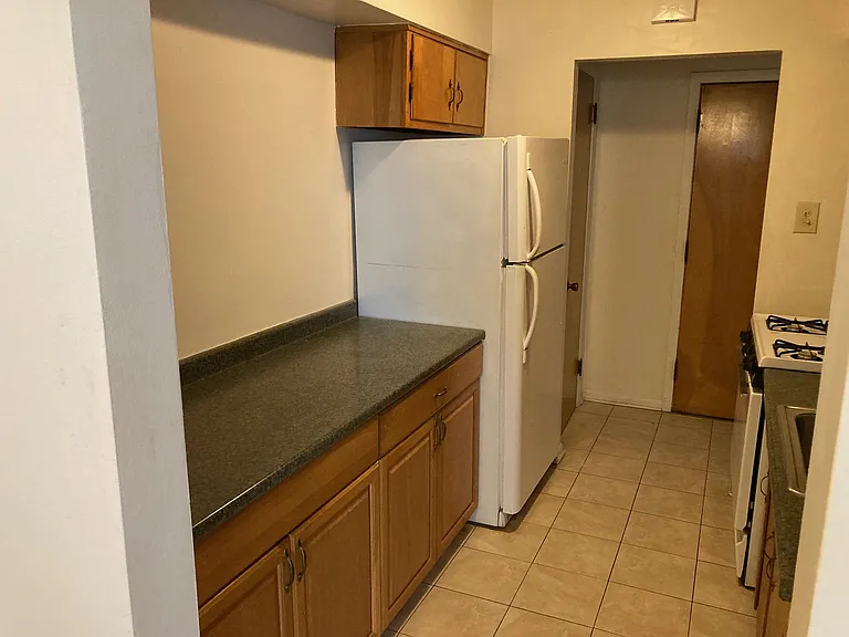 2095 Warrensville Center Rd #C7 — Photo 20