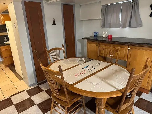86-56 235 Court — Photo 3