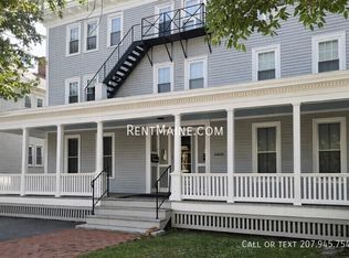 148 Essex St APT 5, Bangor, ME 04401