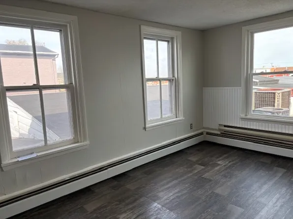 48 S Reading Ave #B, Boyertown, PA 19512