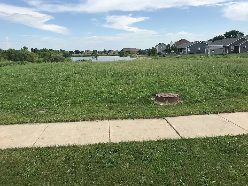 2nd image of 109 Ponder Dr
