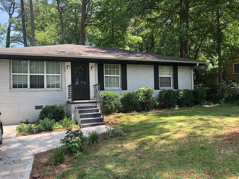 front w new concrete driveway