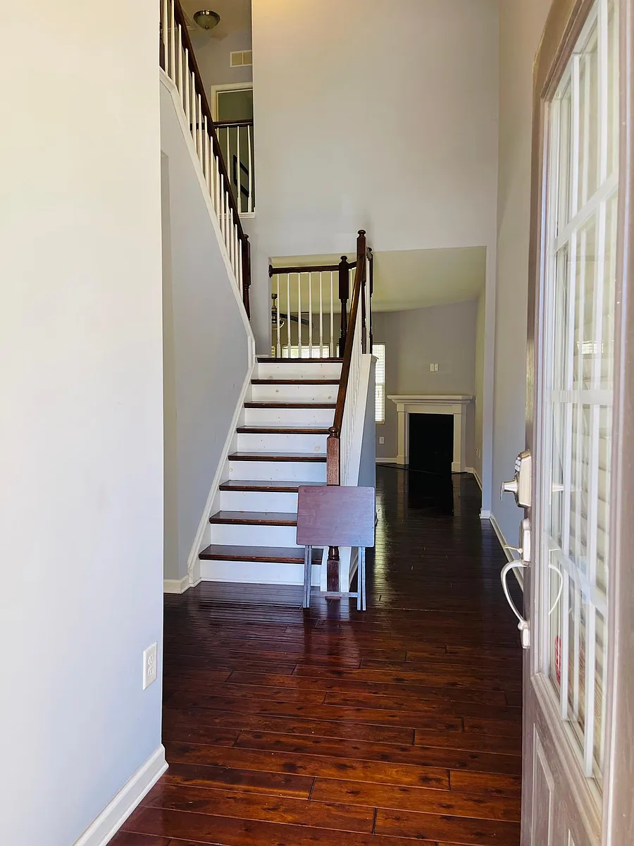 Building Photo - 2215 Tanners Mill Dr
