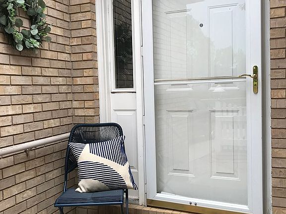 4th image of 1518 43rd Ave