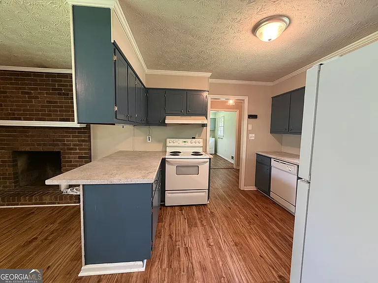1140 Barber Creek Dr — Photo 8