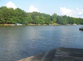 540 River Lake Dr, Eatonton, GA