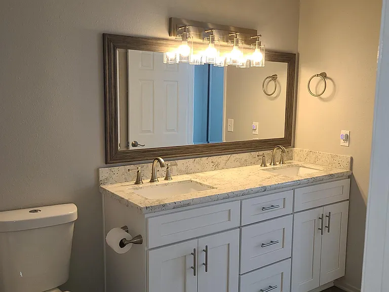 630 San Lorenzo St #4 — Photo 1