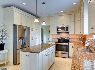 732 Daniel Dr, Collegeville, PA 19426