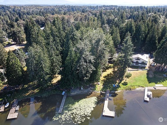 4th image of 31613 E Lake Morton Drive SE