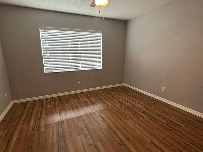 1000 S Semoran Blvd #103 — Photo 15