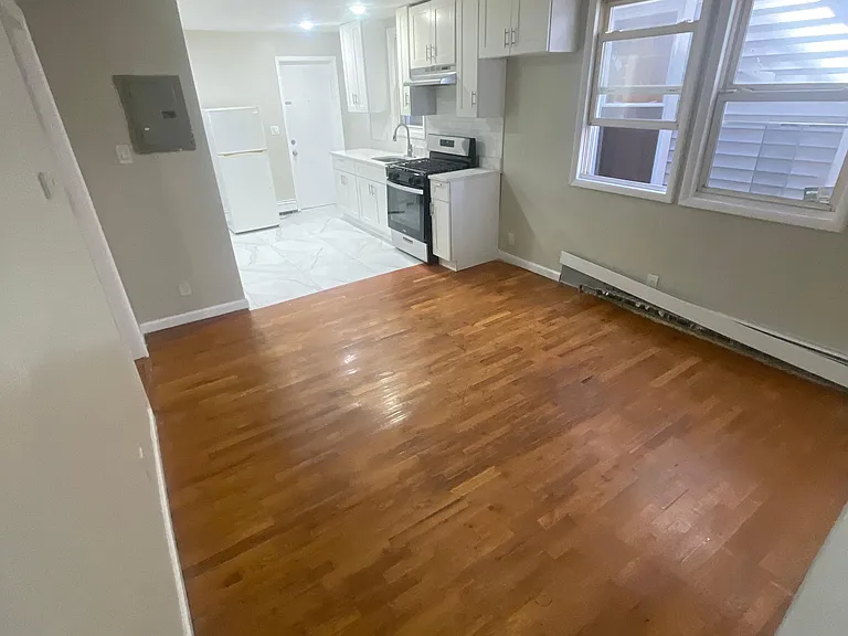 406 S 15th St #1F — Photo 4
