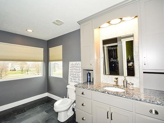 5th image of 5049 Clemens Pl