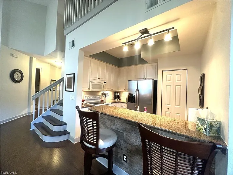 14907 Sterling Oaks Dr — Photo 8