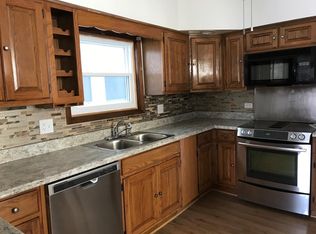 3811 W Eddy St, Chicago, IL 60618