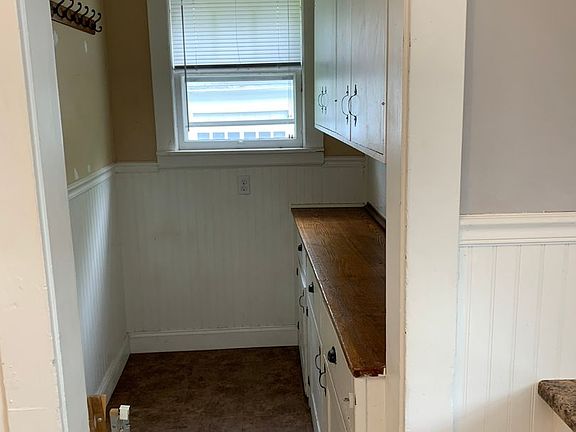 4th image of 62 Lathrop Ave #1R