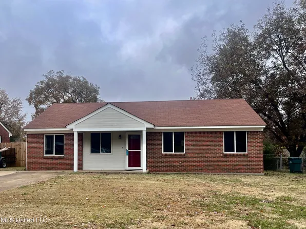 8281 Whitehead Dr, Southaven, MS 38671