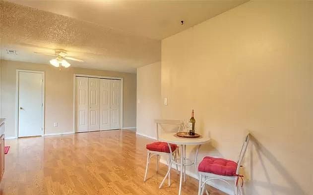 1st image of 2200 14th Ave NW