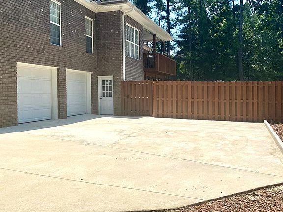 4th image of 212 River Wind Dr