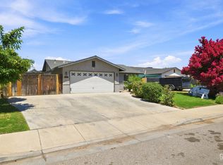 9034 Mackenzie Ct, Bakersfield, CA 93306